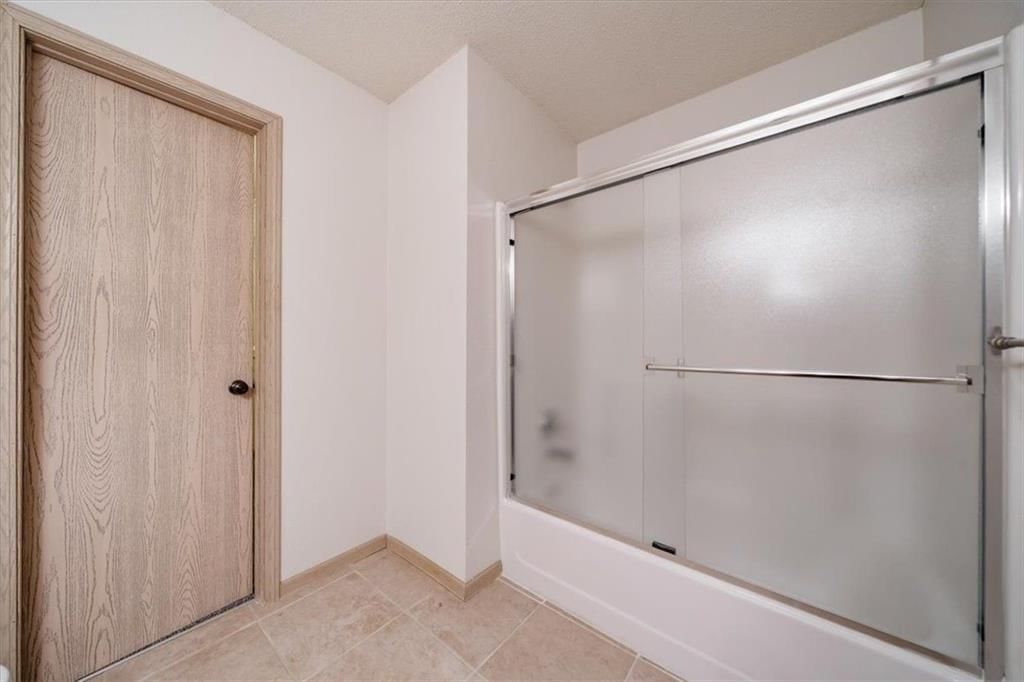 Photo 22 of 25 - 5696 NW Plantation Lane #174 A, Lee's Summit, MO 64064