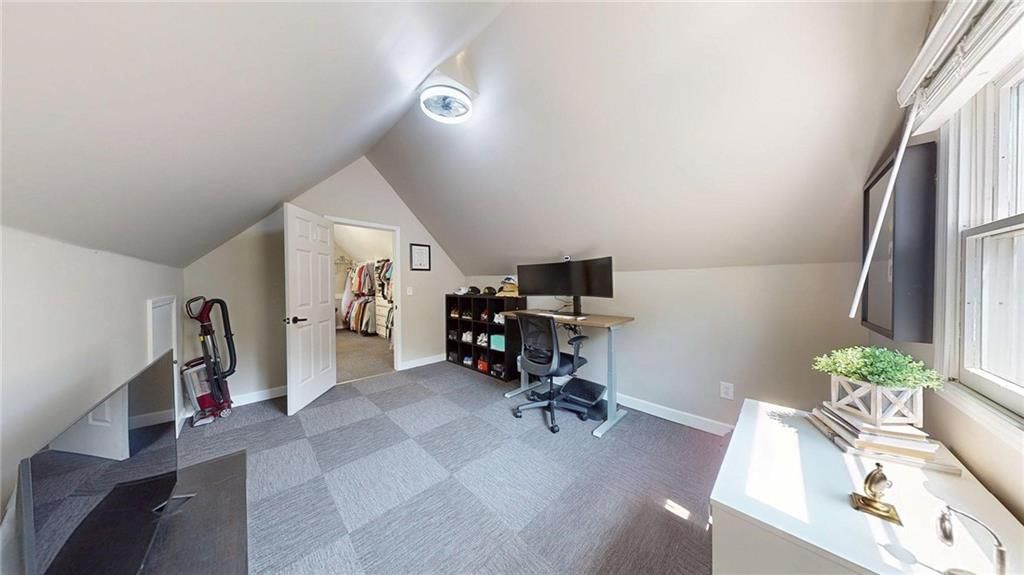 2045 Twin Pines Drive — photo 16