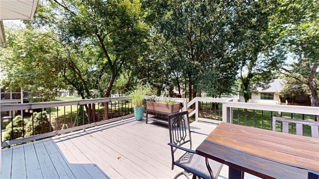2045 Twin Pines Drive — photo 31