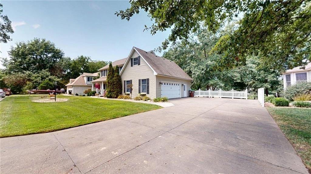 2045 Twin Pines Drive — photo 36