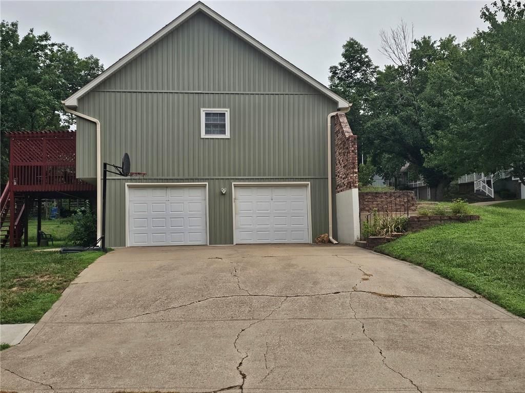 6440 Greenwood Street — photo 4