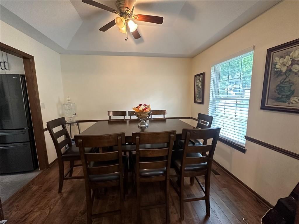 6440 Greenwood Street — photo 11