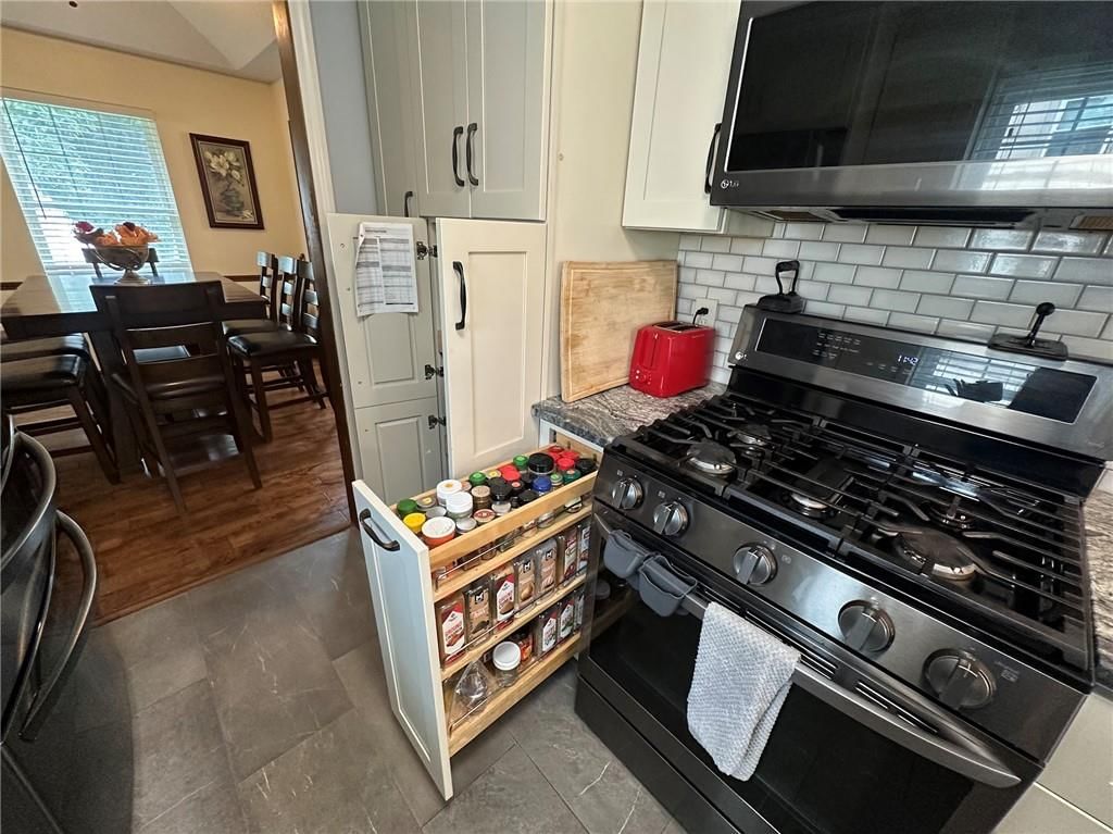 6440 Greenwood Street — photo 27