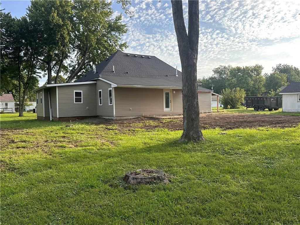 409 Shivel Avenue — photo 10