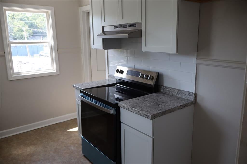 Photo 10 of 24, 403 NE 41st Street, Kansas City, MO 64116