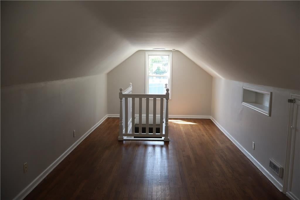 Photo 18 of 24, 403 NE 41st Street, Kansas City, MO 64116