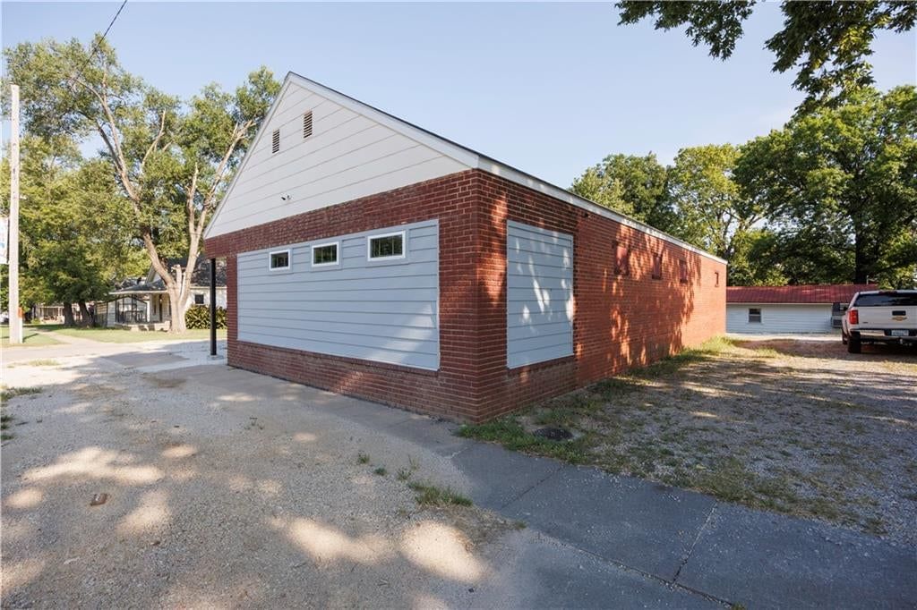421 Washington Street — photo 6