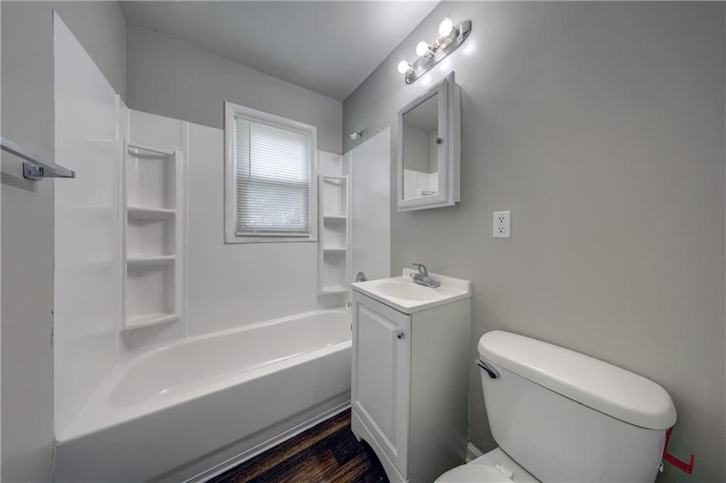 11303 Donnelly Avenue — photo 11