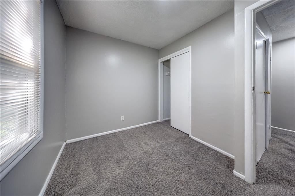 11303 Donnelly Avenue — photo 15