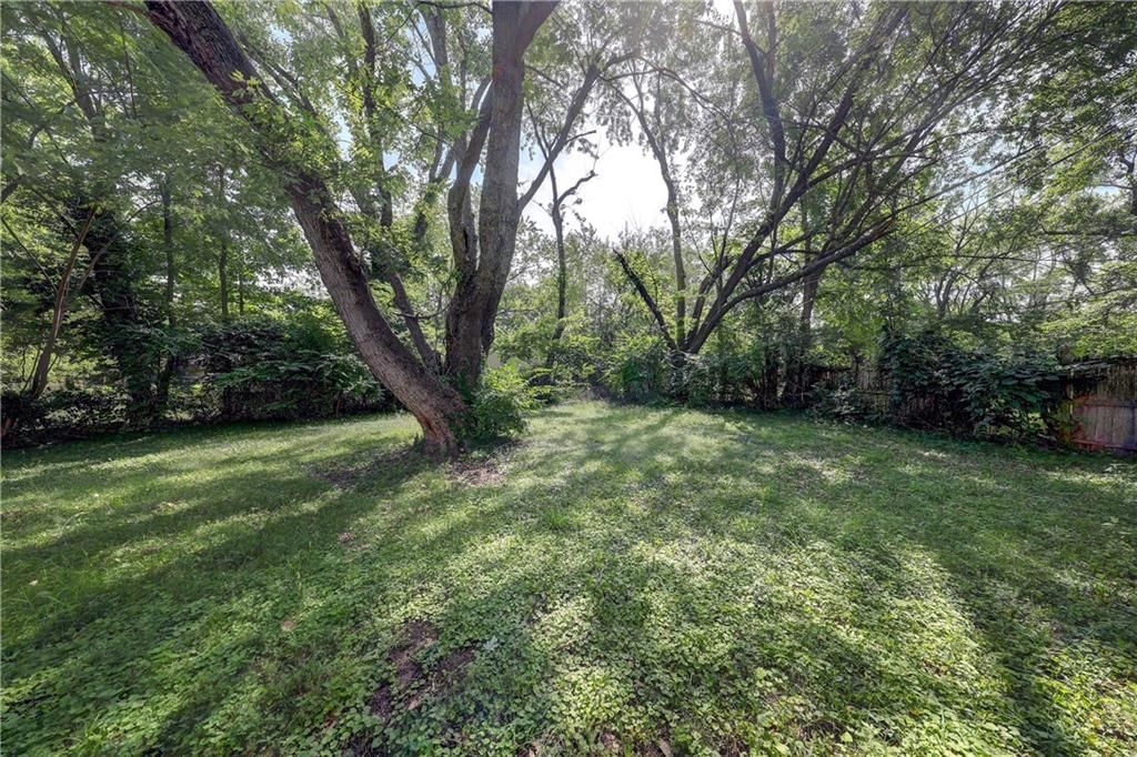 11303 Donnelly Avenue — photo 16