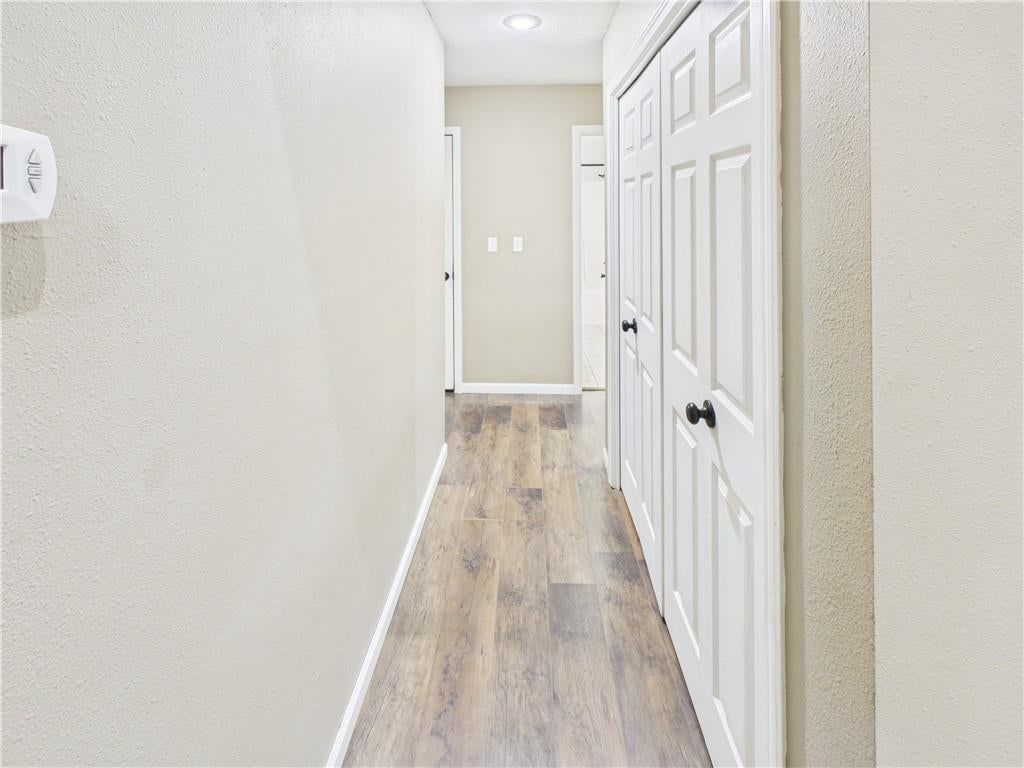 1407 Woodlawn Drive — photo 15