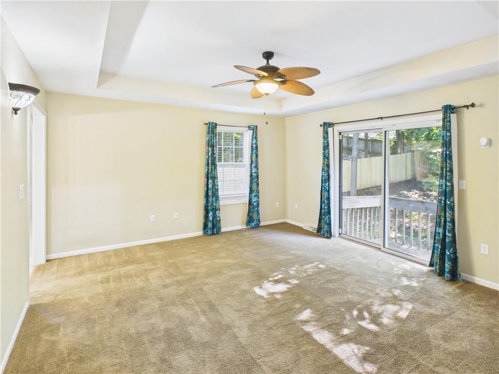 1407 Woodlawn Drive — photo 23