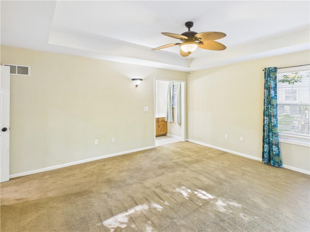 1407 Woodlawn Drive — photo 24