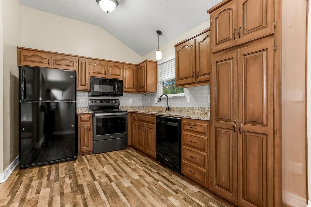 21408 W 51st Terrace — photo 7