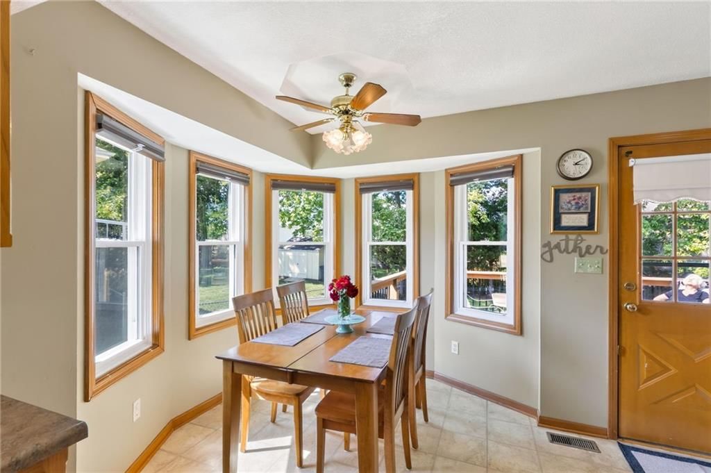 320 Regency Park Street — photo 17