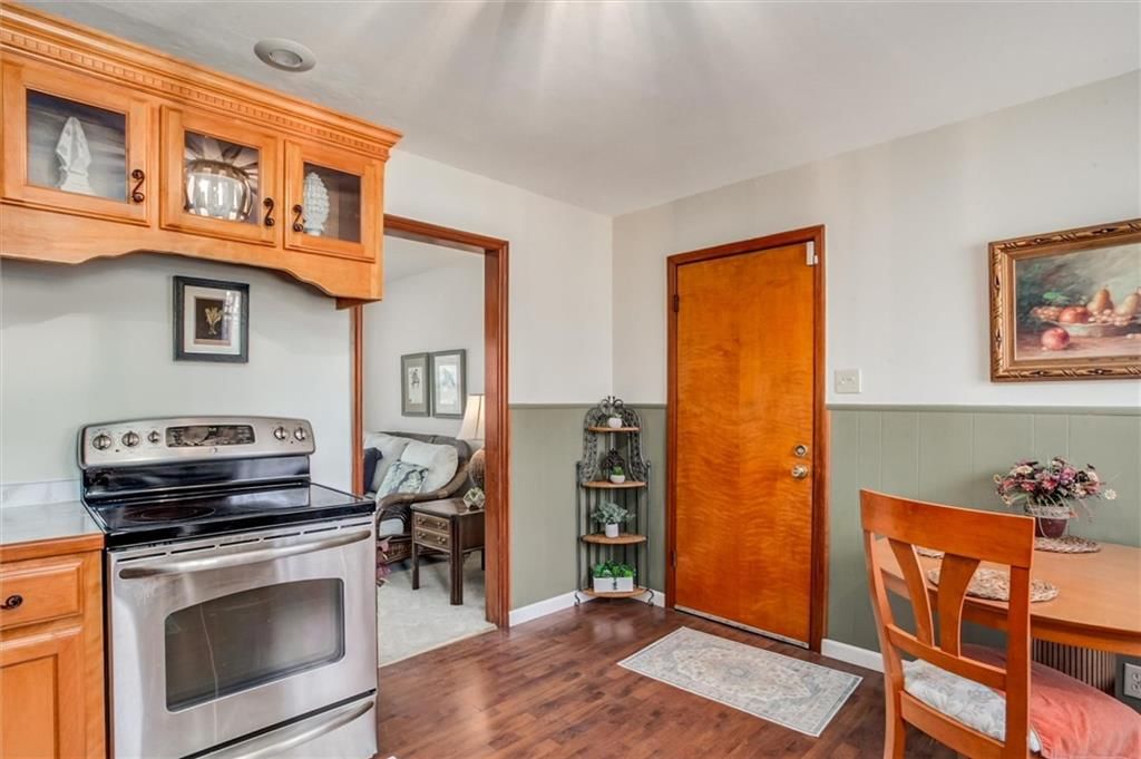 6518 Rowland Avenue — photo 12