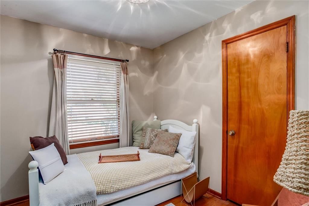 6518 Rowland Avenue — photo 13