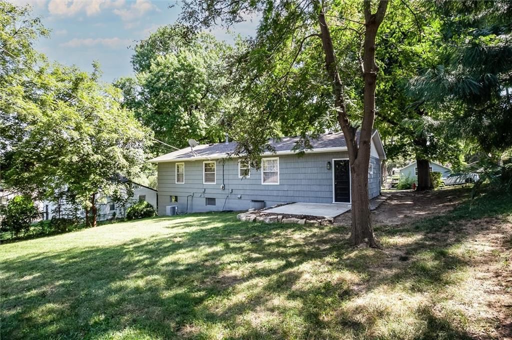 6518 Rowland Avenue — photo 20
