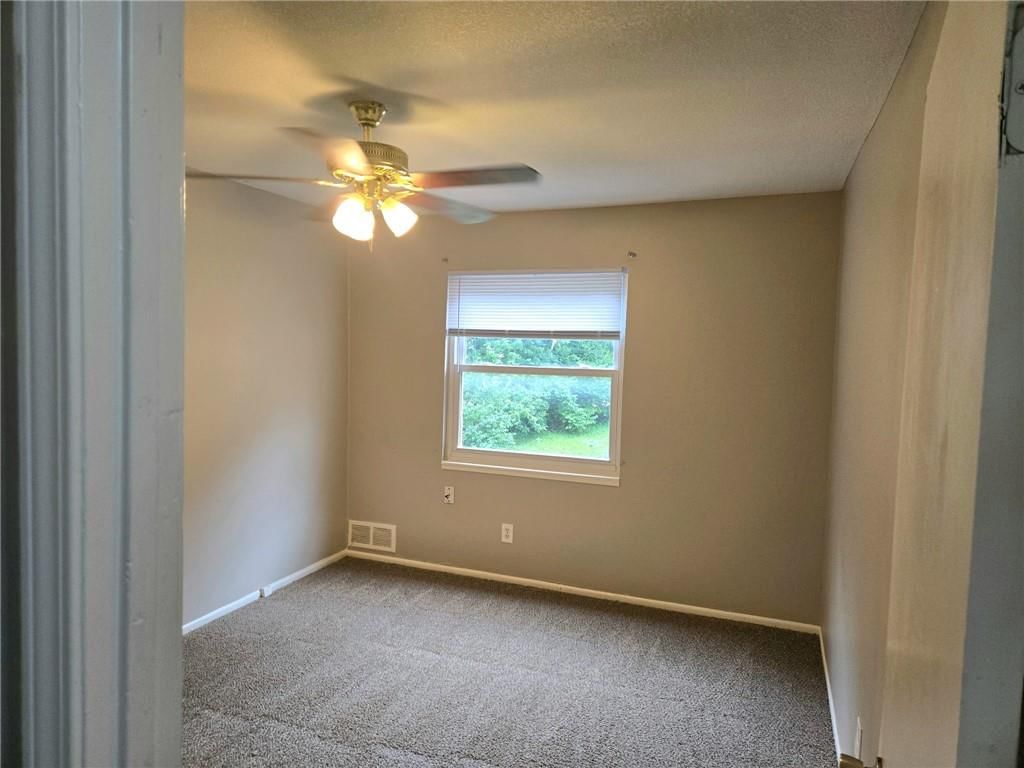 11527 Richmond Avenue — photo 2