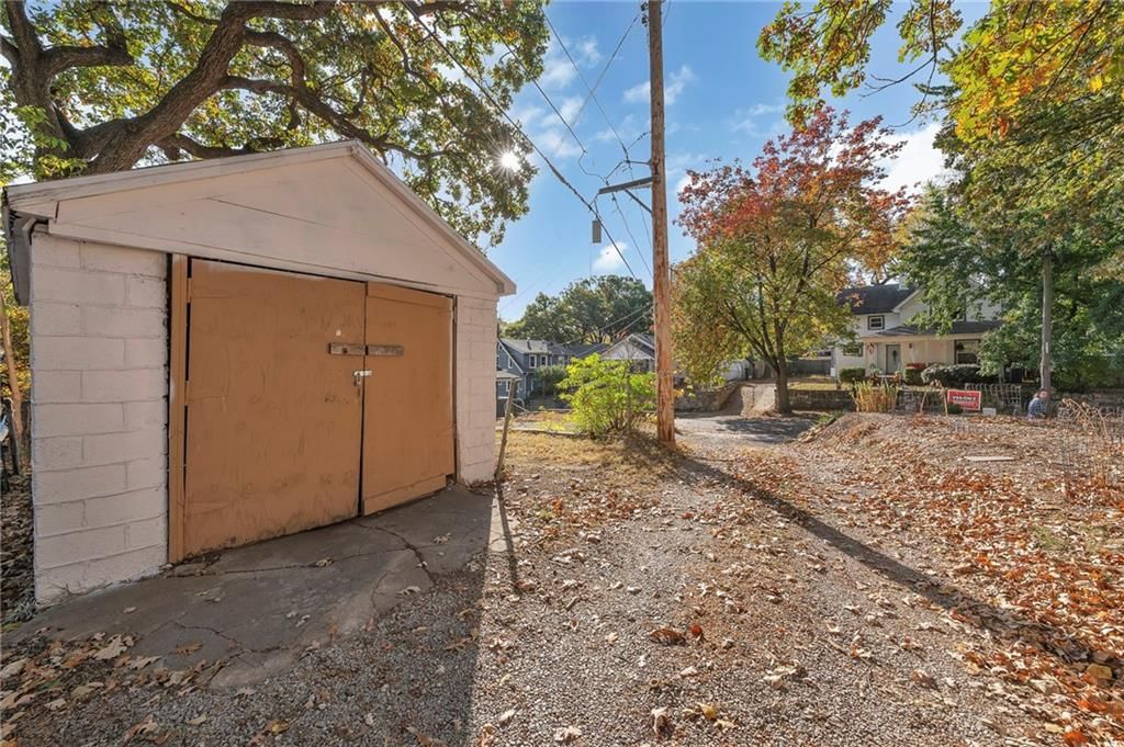 3416 GENESSEE Street — photo 5