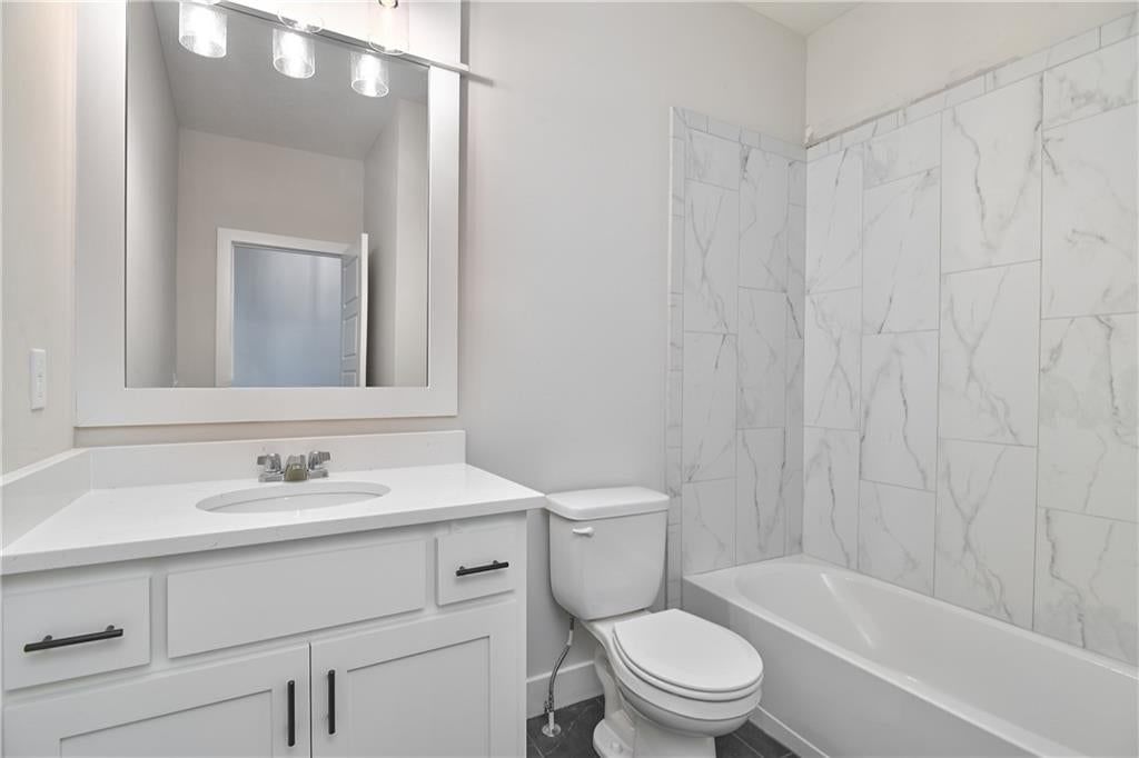 2394 W Wabash Street — photo 28