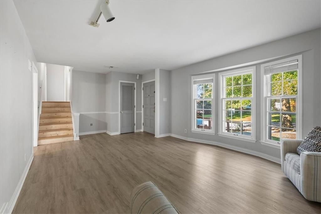 9523 Connell Drive — photo 5