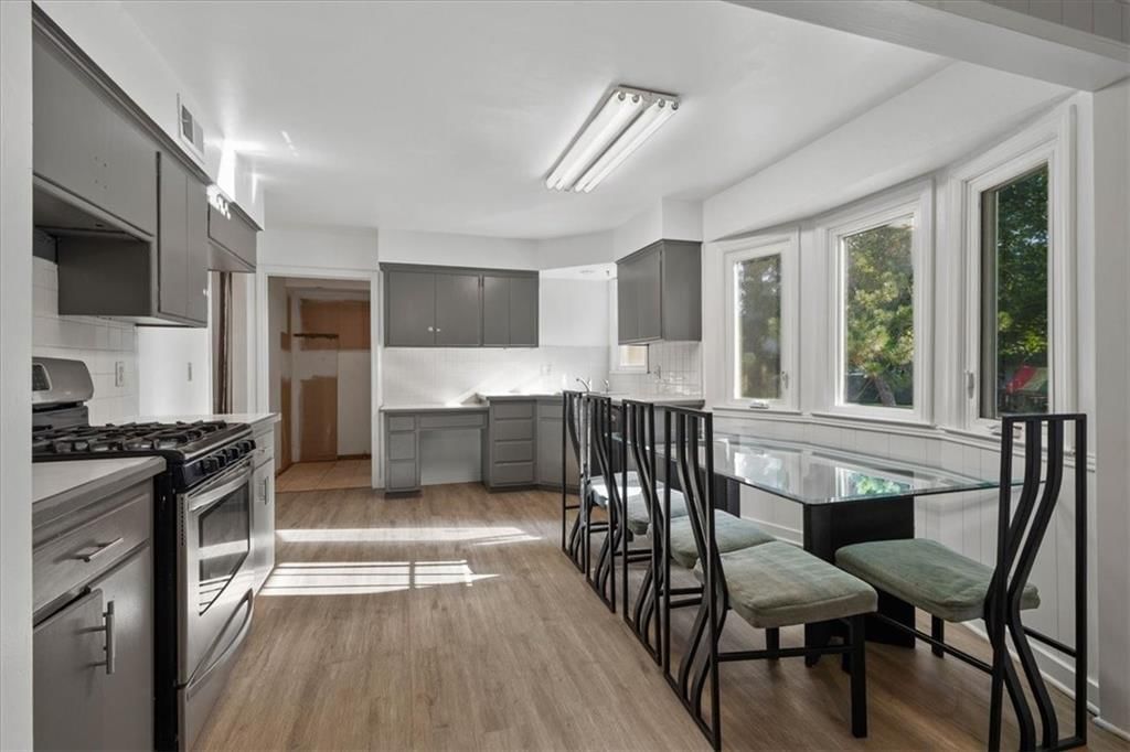 9523 Connell Drive — photo 8