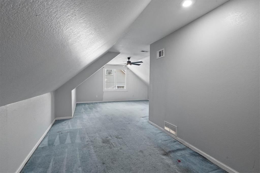 9523 Connell Drive — photo 23