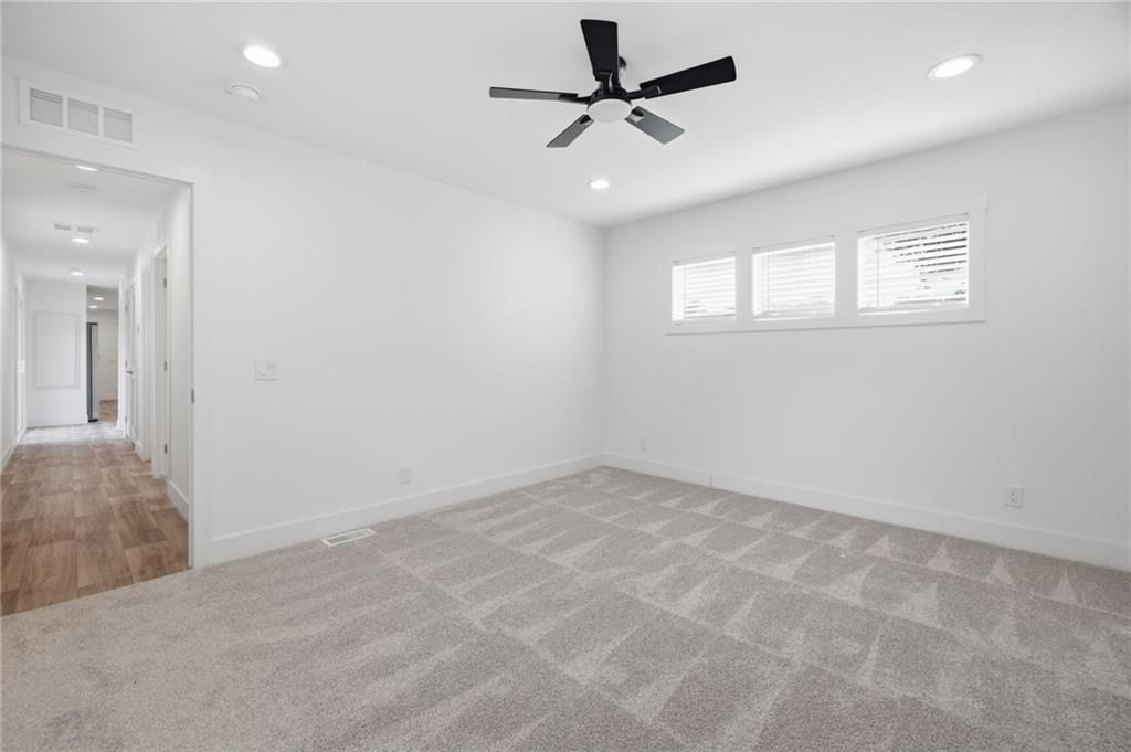 7908 Pleasant Valley Road — photo 12