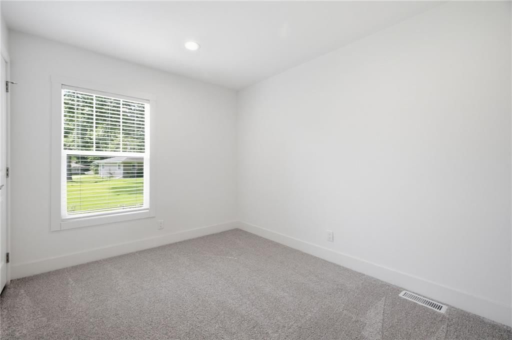 7908 Pleasant Valley Road — photo 17