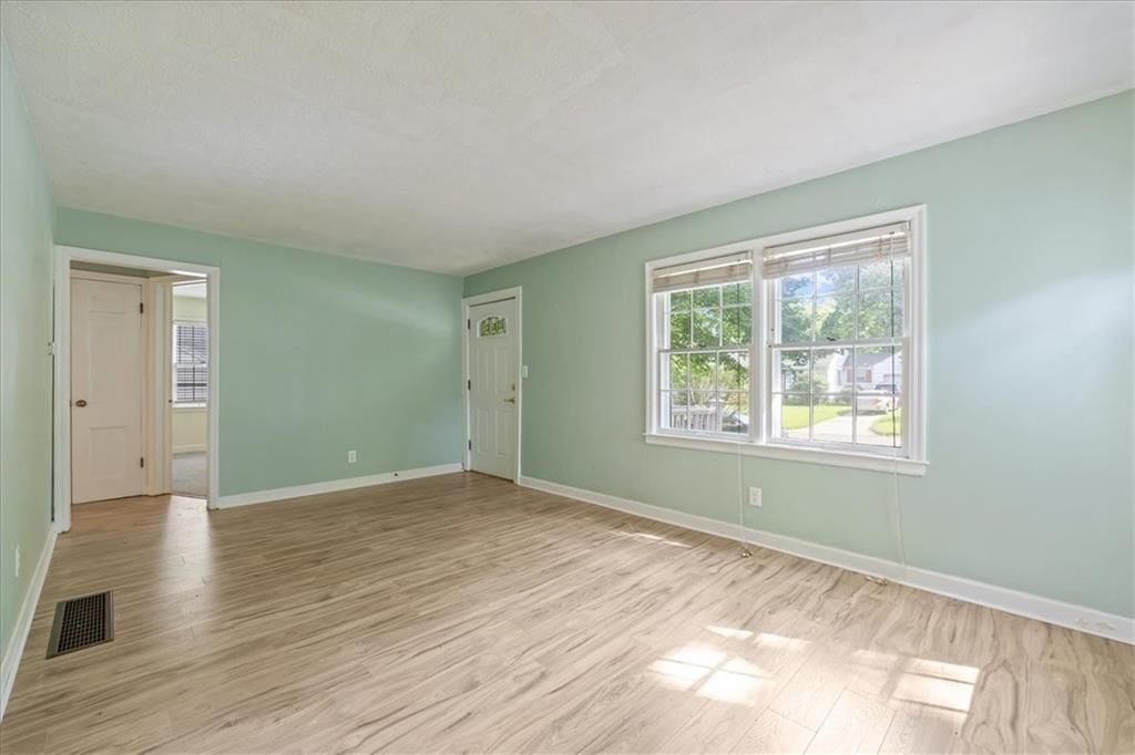 114 W Pocahontas Lane — photo 5