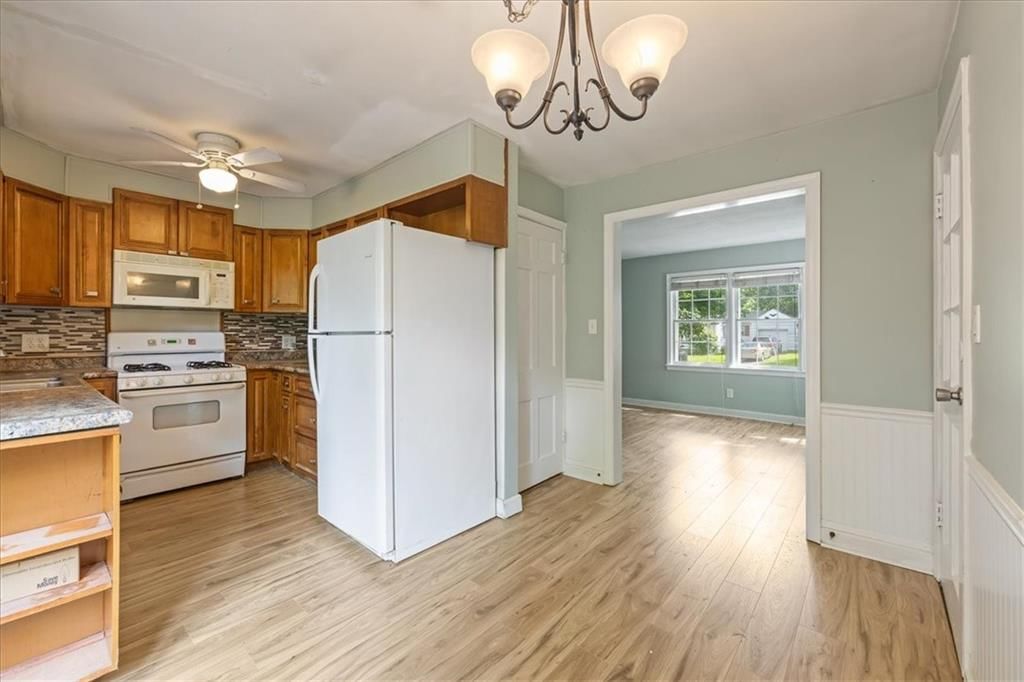 114 W Pocahontas Lane — photo 8