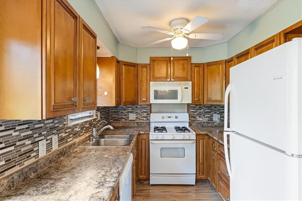 114 W Pocahontas Lane — photo 9