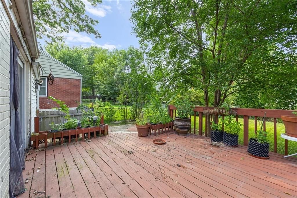 114 W Pocahontas Lane — photo 18