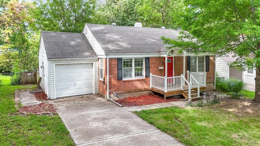 114 W Pocahontas Lane — photo 26