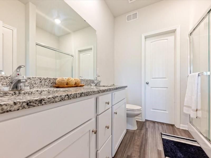 817 Shane Court — photo 13
