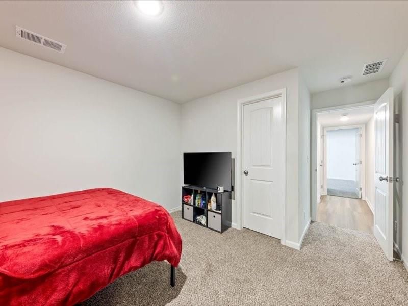 817 Shane Court — photo 17
