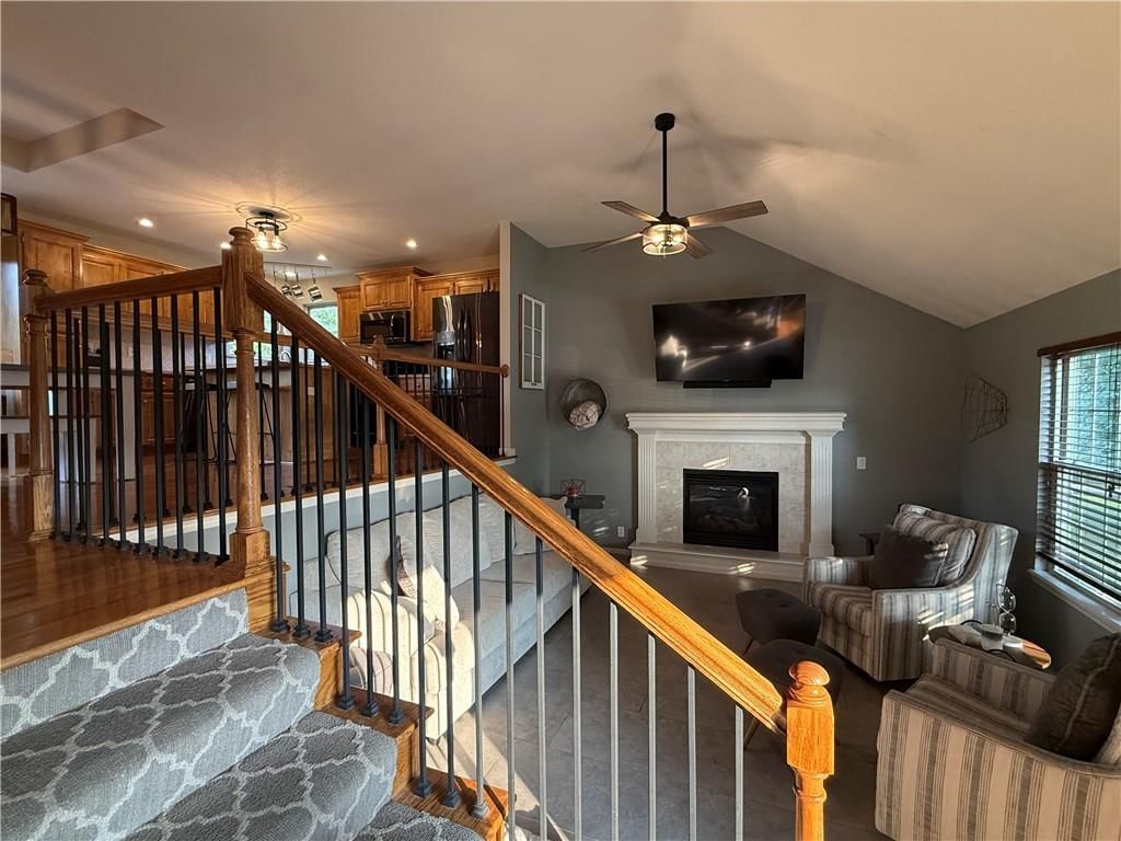 Photo 5 of 53 - 7224 E 163rd Terrace, Belton, MO 64012