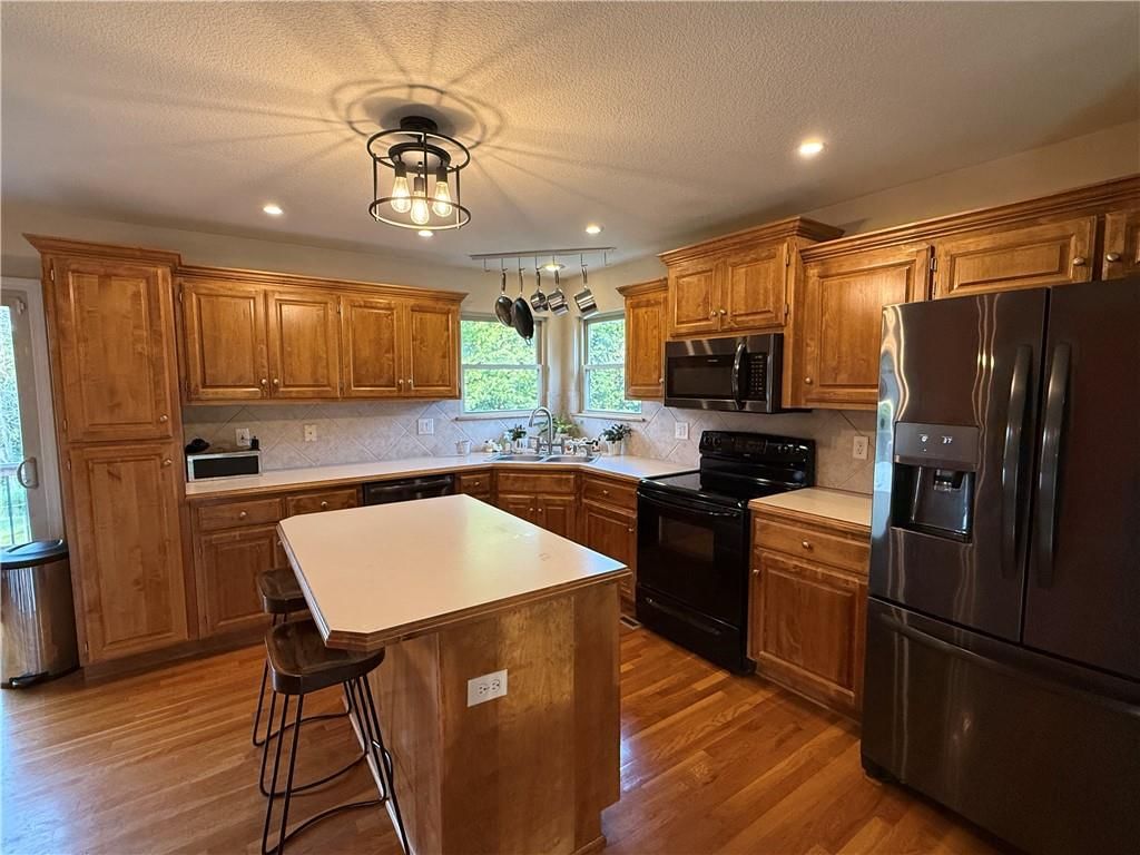 Photo 12 of 53 - 7224 E 163rd Terrace, Belton, MO 64012