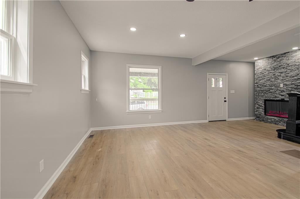 2603 Myrtle Avenue — photo 8