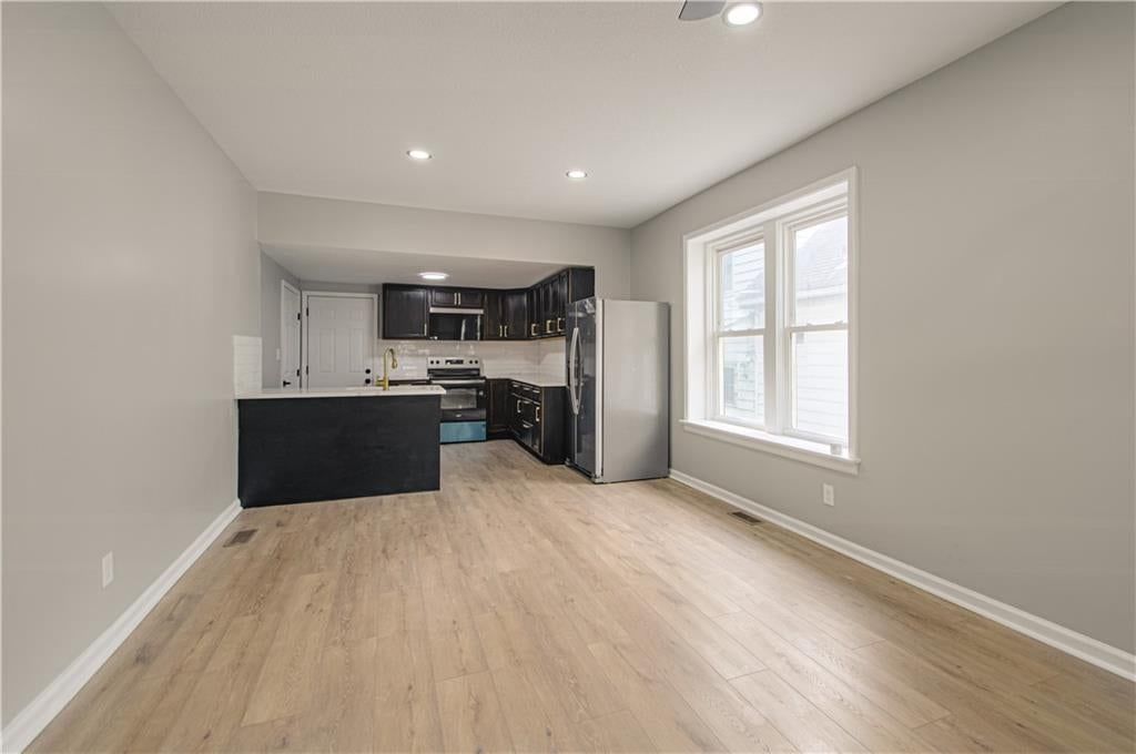 2603 Myrtle Avenue — photo 9