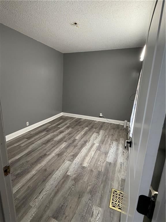 617 Cypress Avenue — photo 8