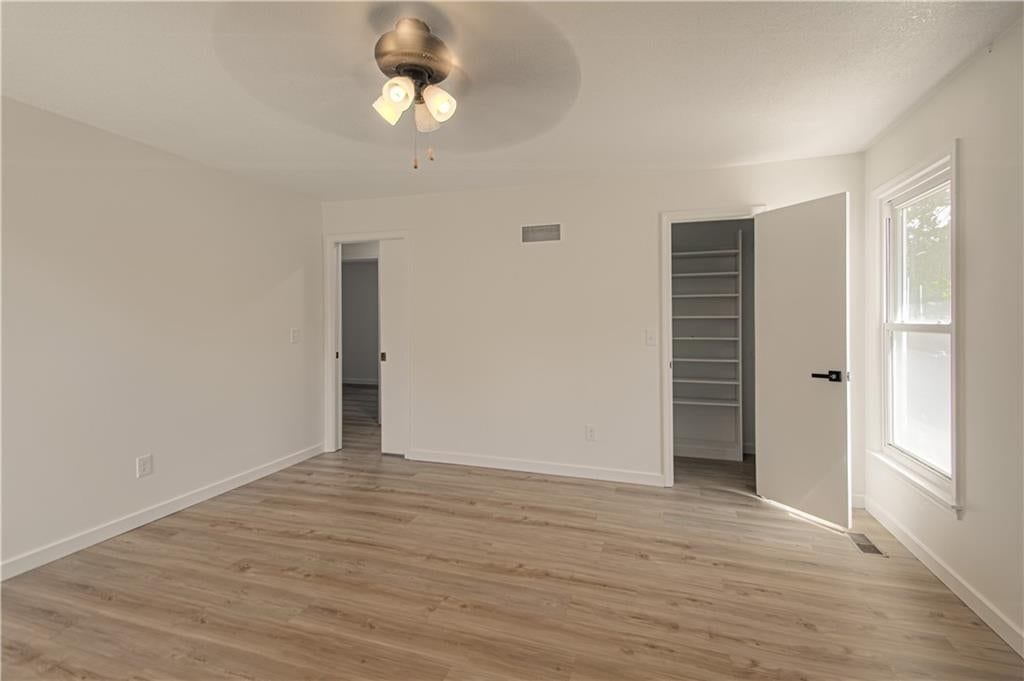 1725 S Kiowa Drive — photo 5