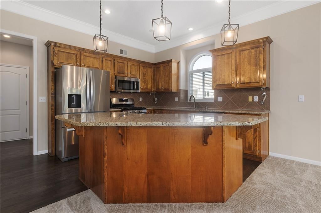 Photo 12 of 33 - 8654 N Britt Avenue, Kansas City, MO 64154