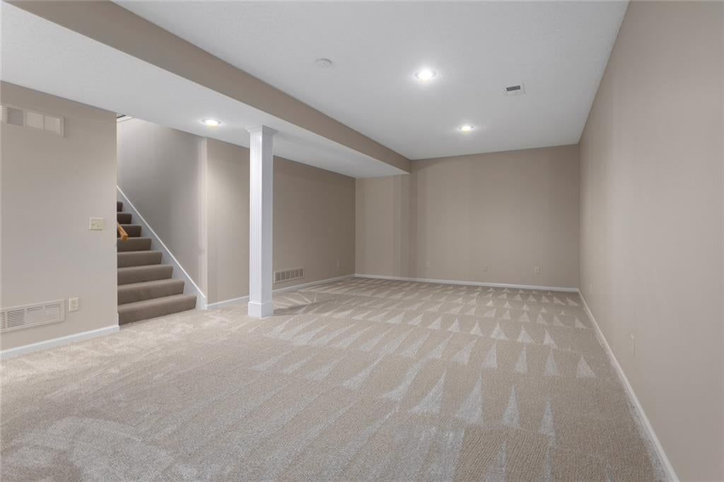 Photo 24 of 33 - 8654 N Britt Avenue, Kansas City, MO 64154