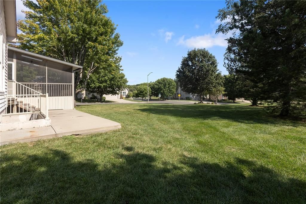 Photo 30 of 33 - 8654 N Britt Avenue, Kansas City, MO 64154