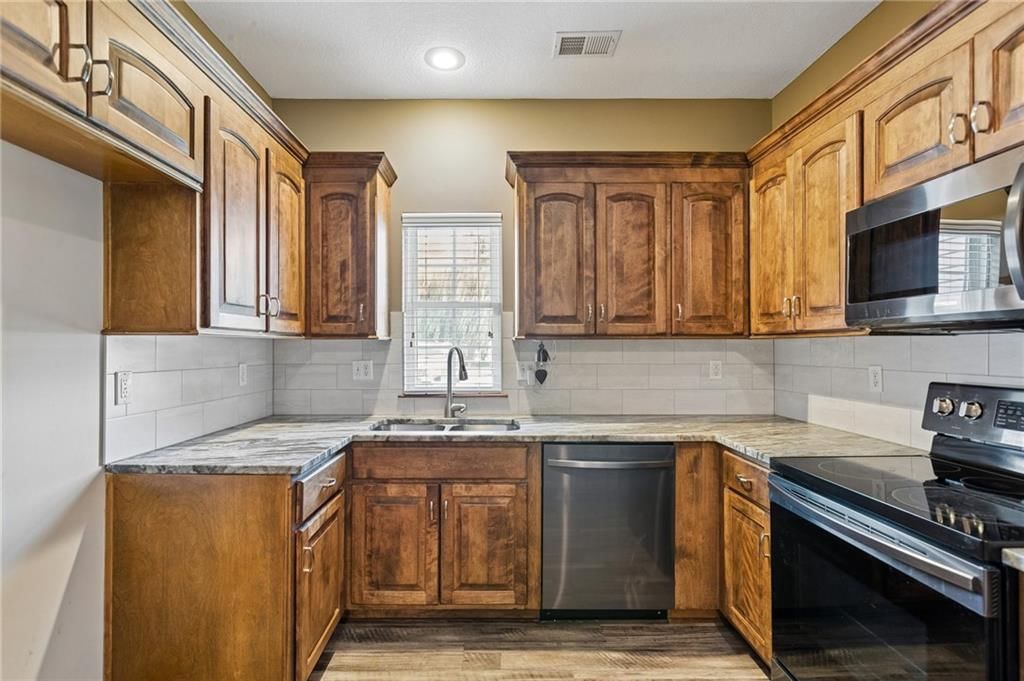 8356 Stewart Place — photo 12