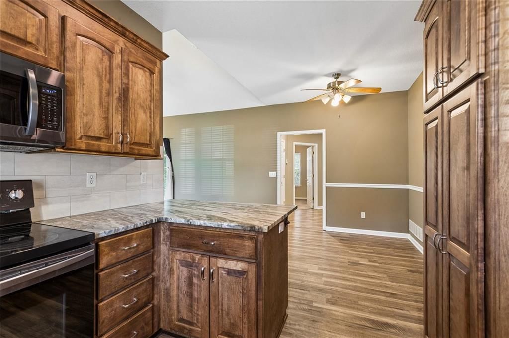 8356 Stewart Place — photo 13