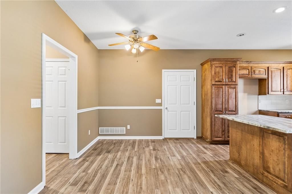 8356 Stewart Place — photo 16