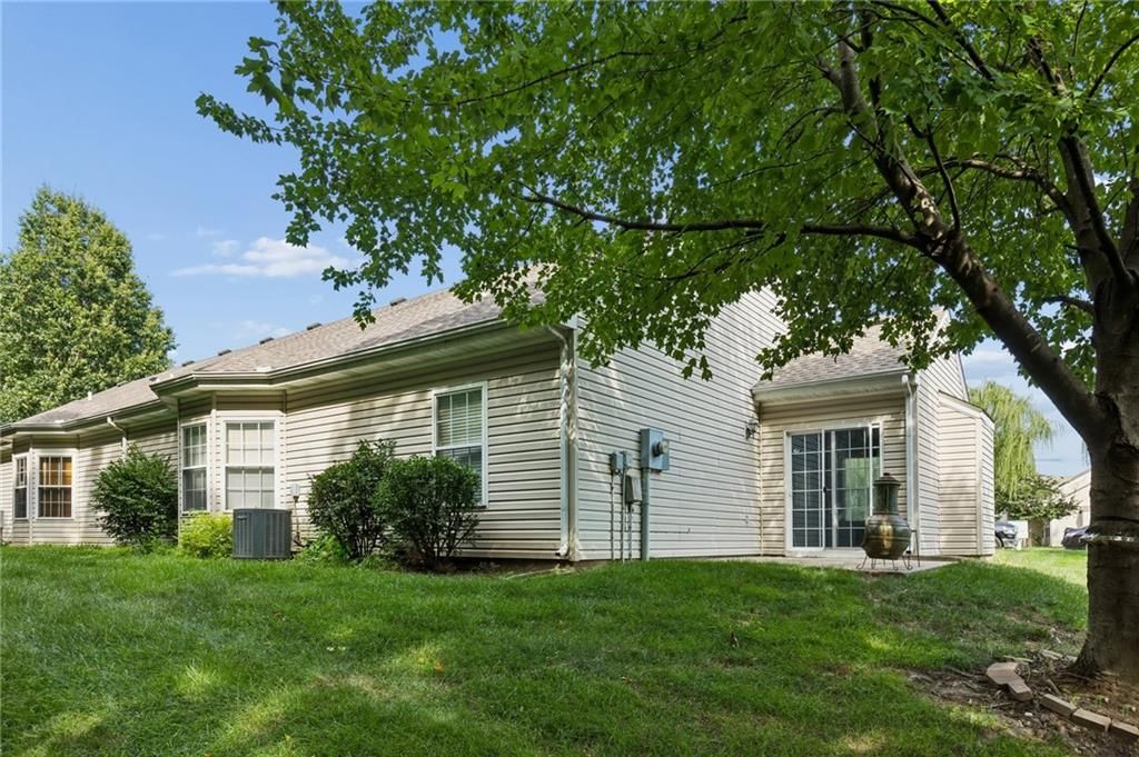 8356 Stewart Place — photo 29